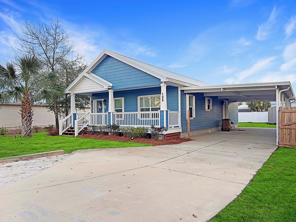 108 Betty Dr, Port St. Joe 32456