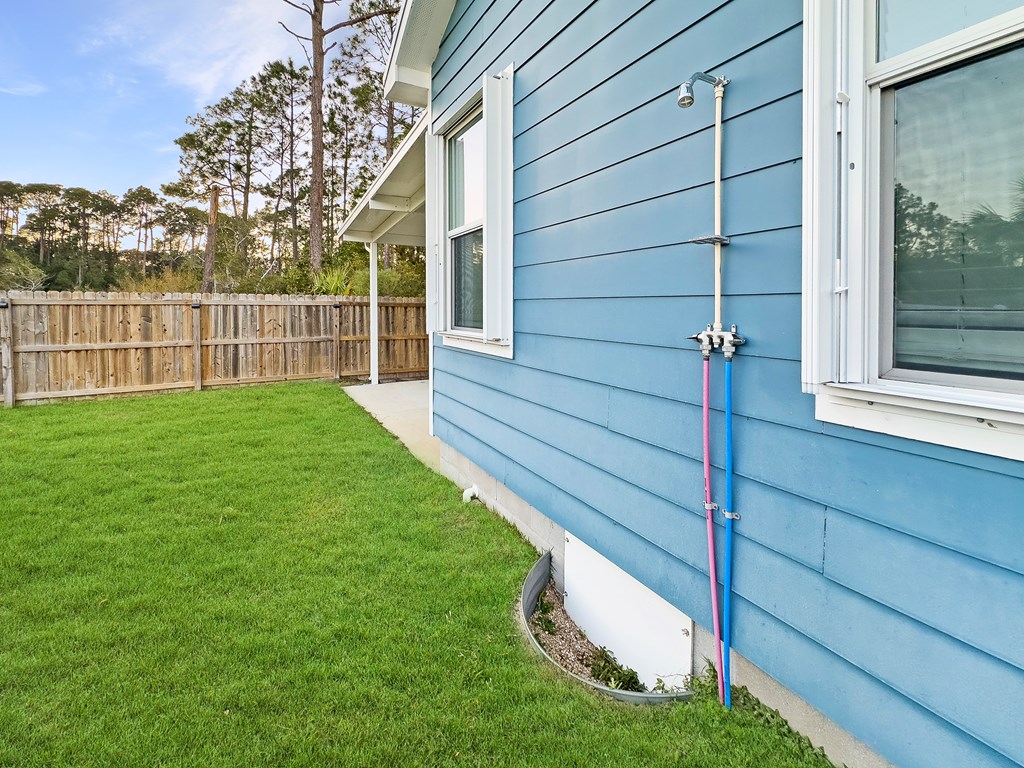 108 Betty Dr, Port St. Joe 32456
