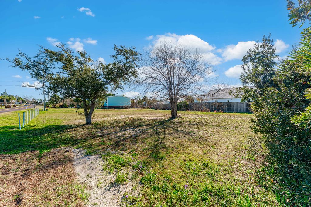212 Balboa St, Port St. Joe 32456