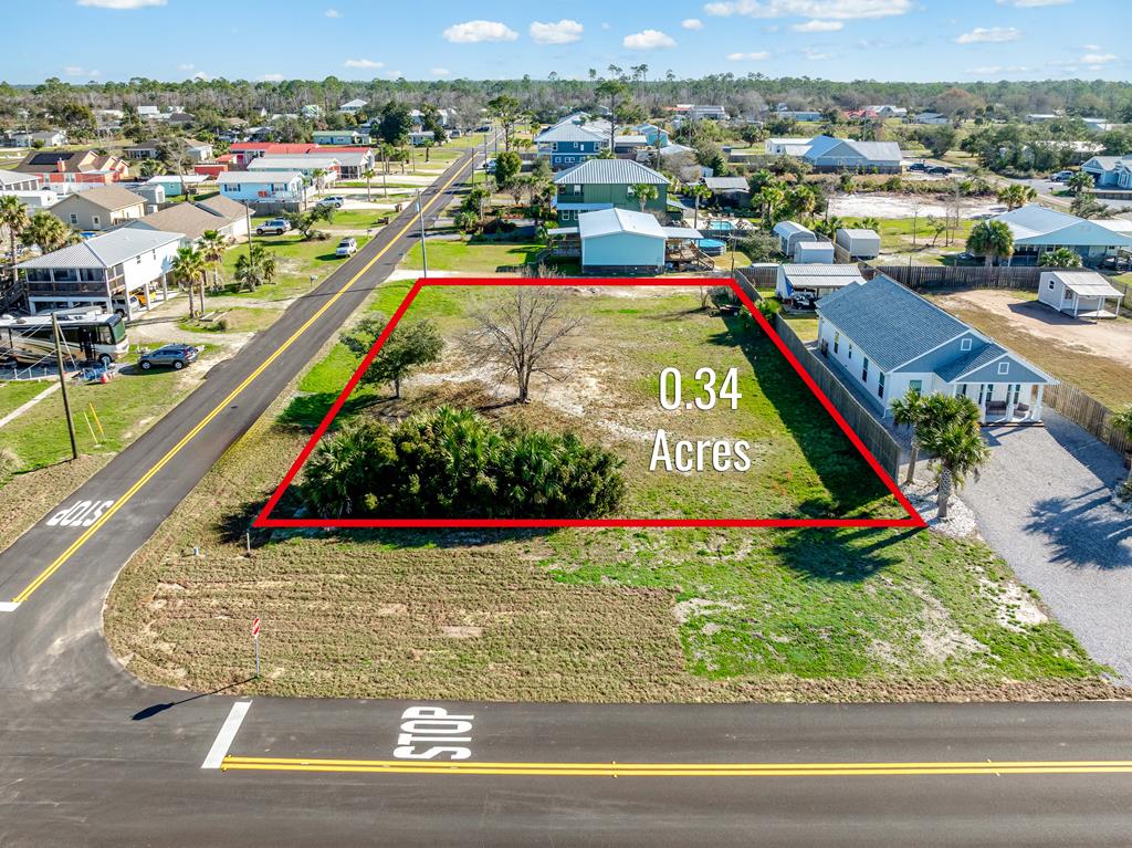 212 Balboa St, Port St. Joe 32456