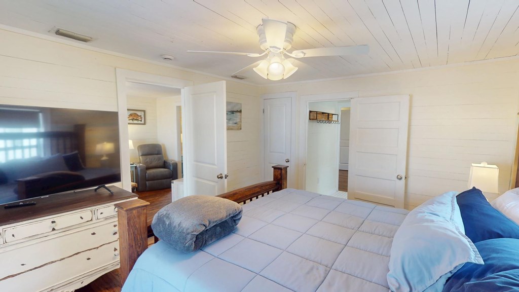314 6th St, Port St. Joe 32456