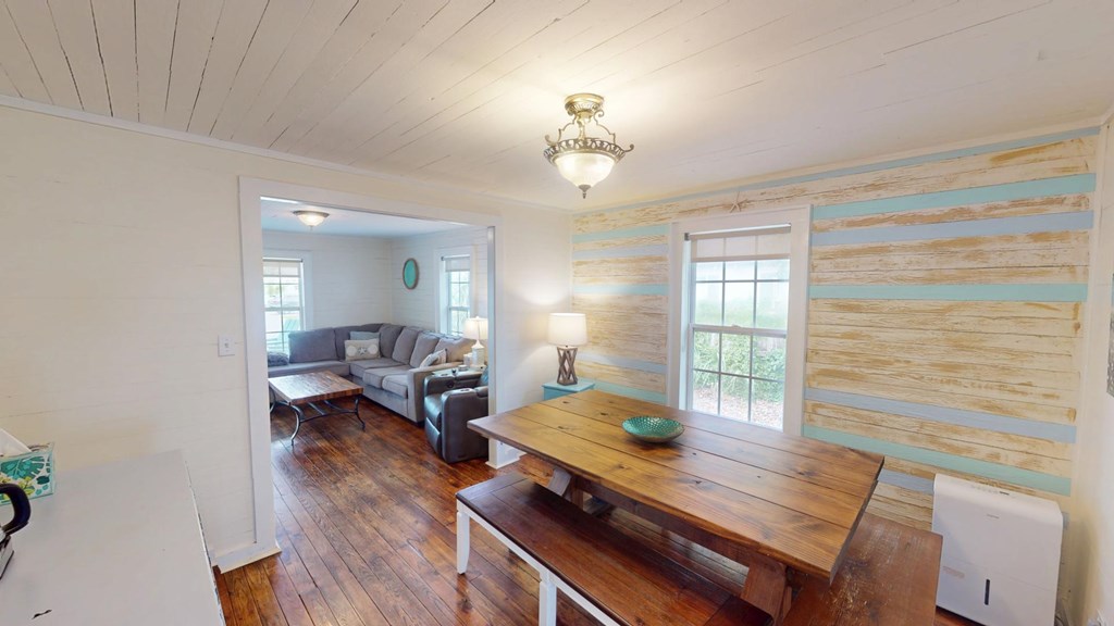 314 6th St, Port St. Joe 32456