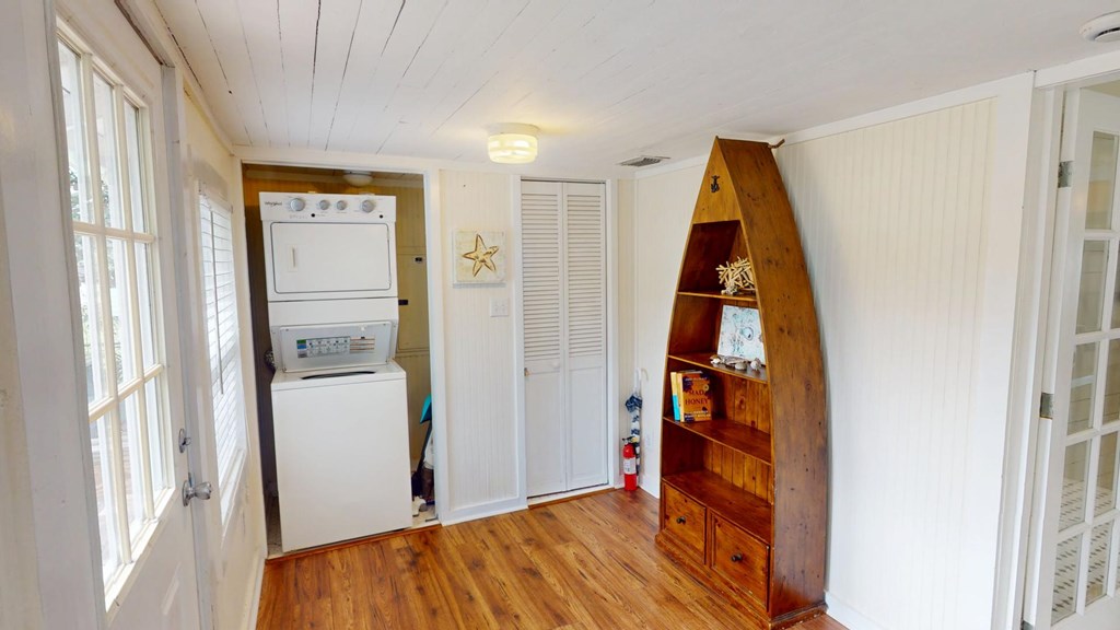 314 6th St, Port St. Joe 32456