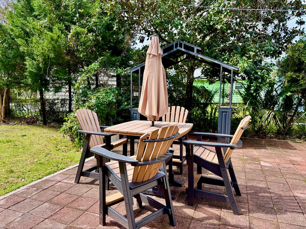 314 6th St, Port St. Joe 32456