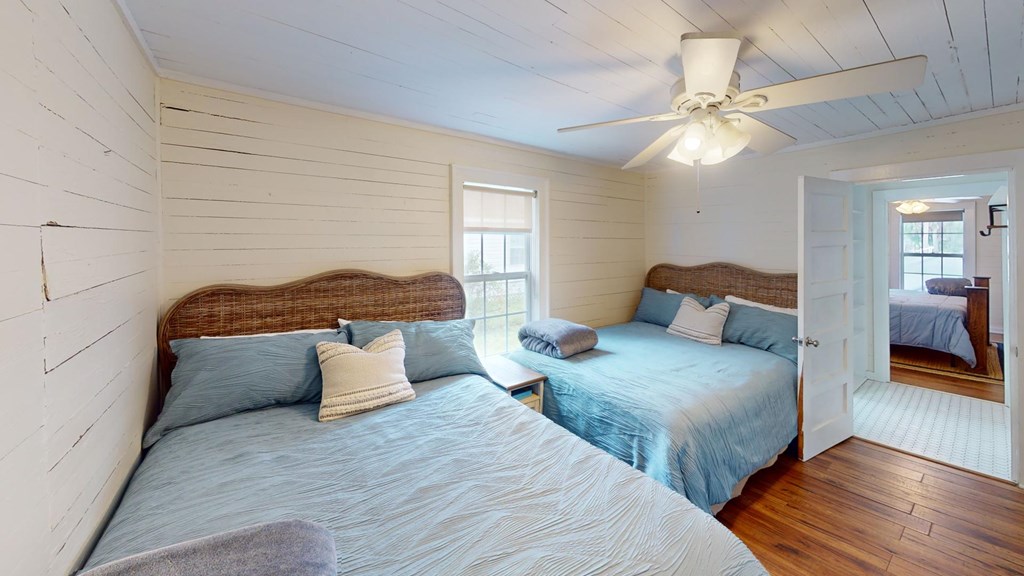 314 6th St, Port St. Joe 32456