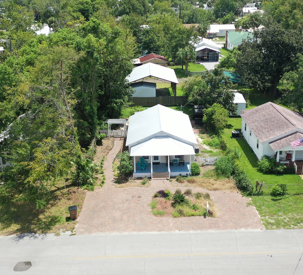 314 6th St, Port St. Joe 32456