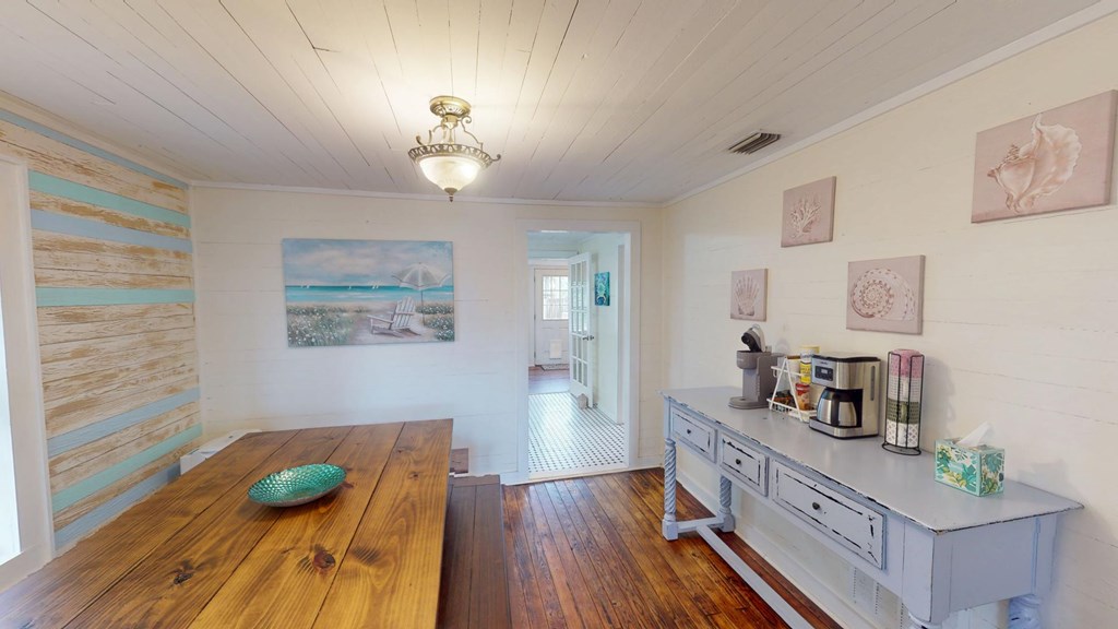 314 6th St, Port St. Joe 32456