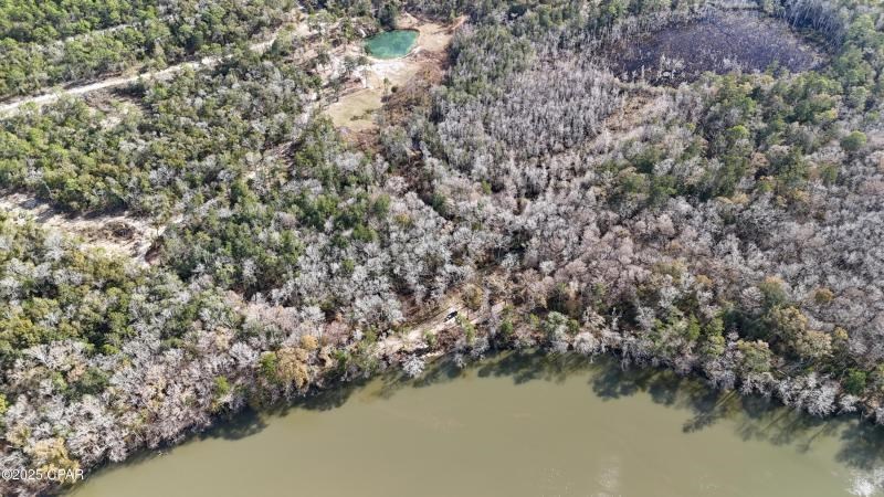 5730 Strickland Rd, 32437