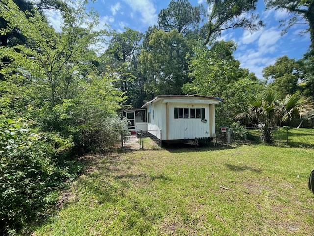 50 Bayview Dr, 32320
