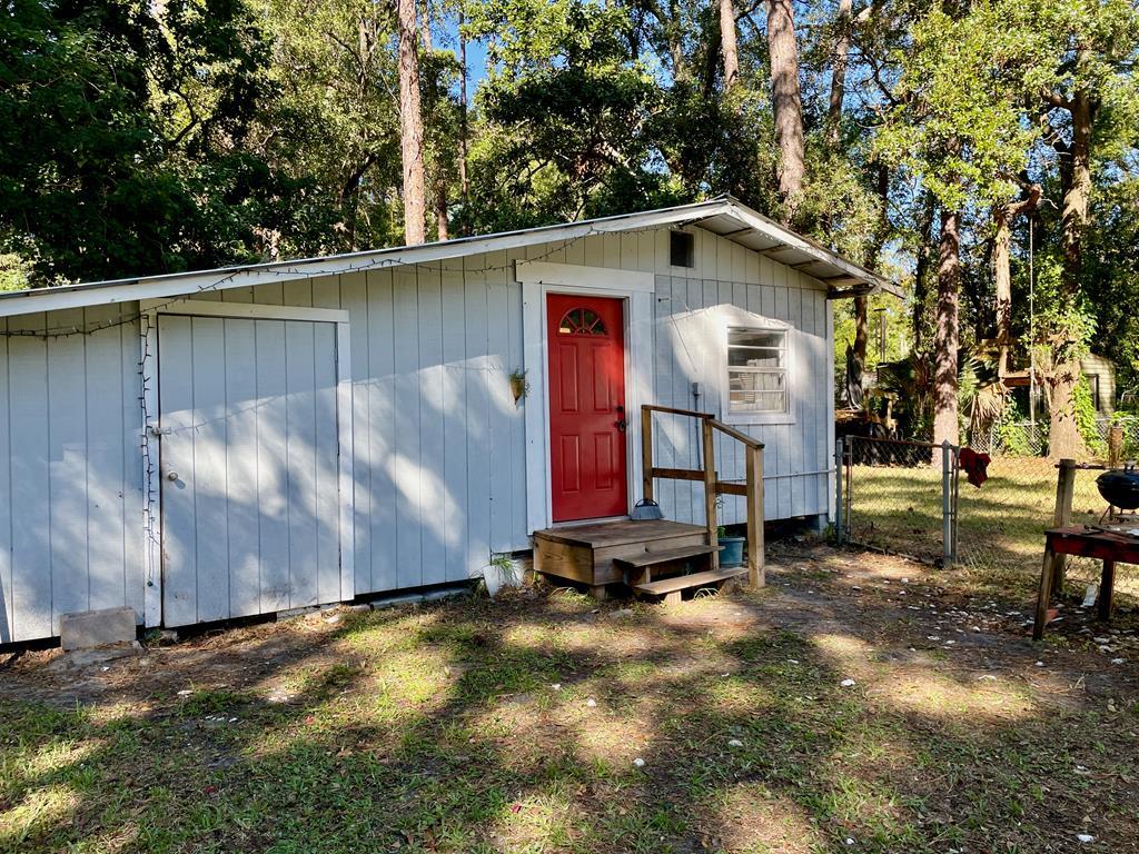 50 Bayview Dr, 32320