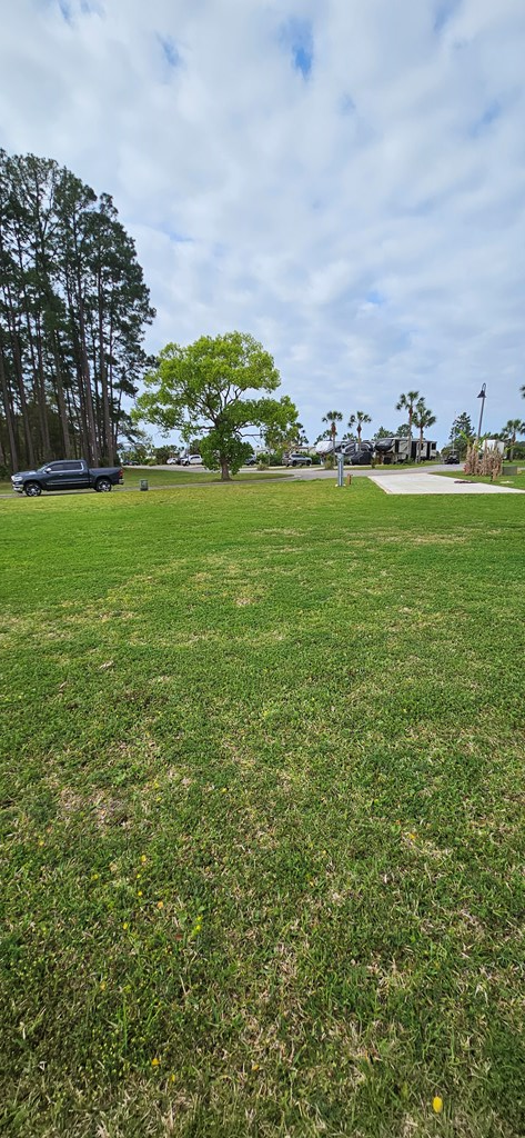 292 Chris Craft Dr, 32322