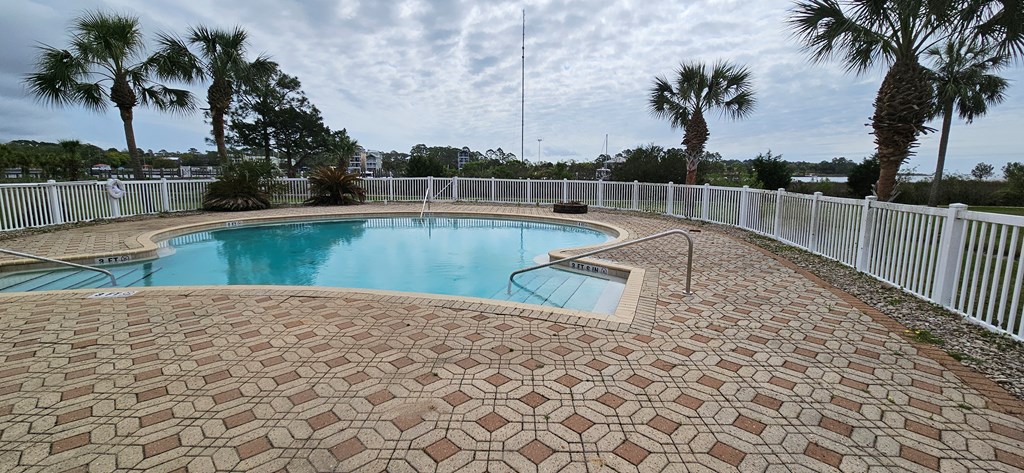 292 Chris Craft Dr, 32322