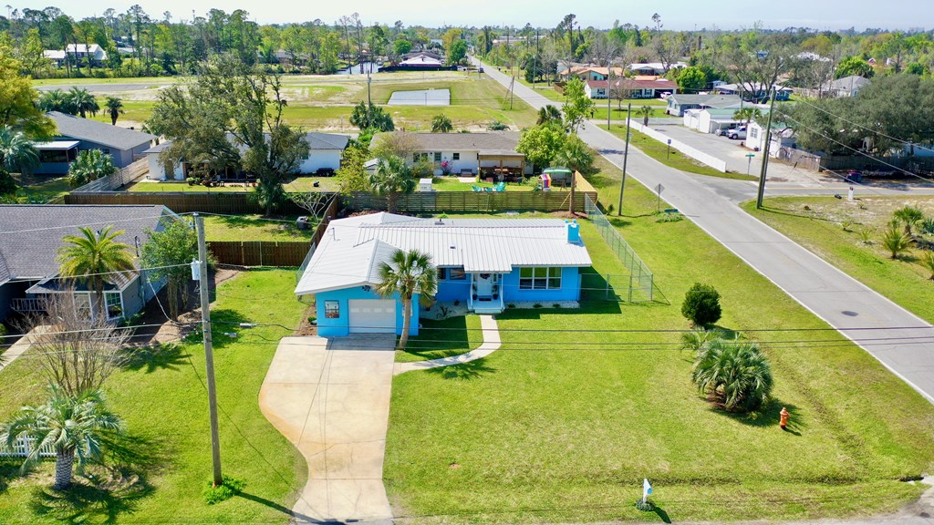 3700 Shoreline Cir, 32405