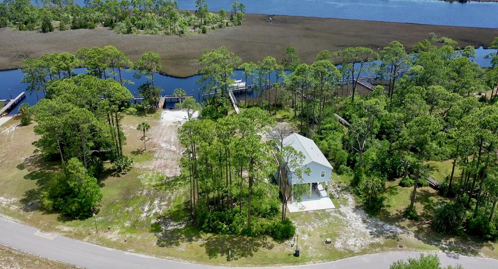 519 Shelly's Loop Rd, 32322
