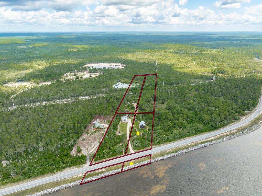 1917 Hwy 98, 32328