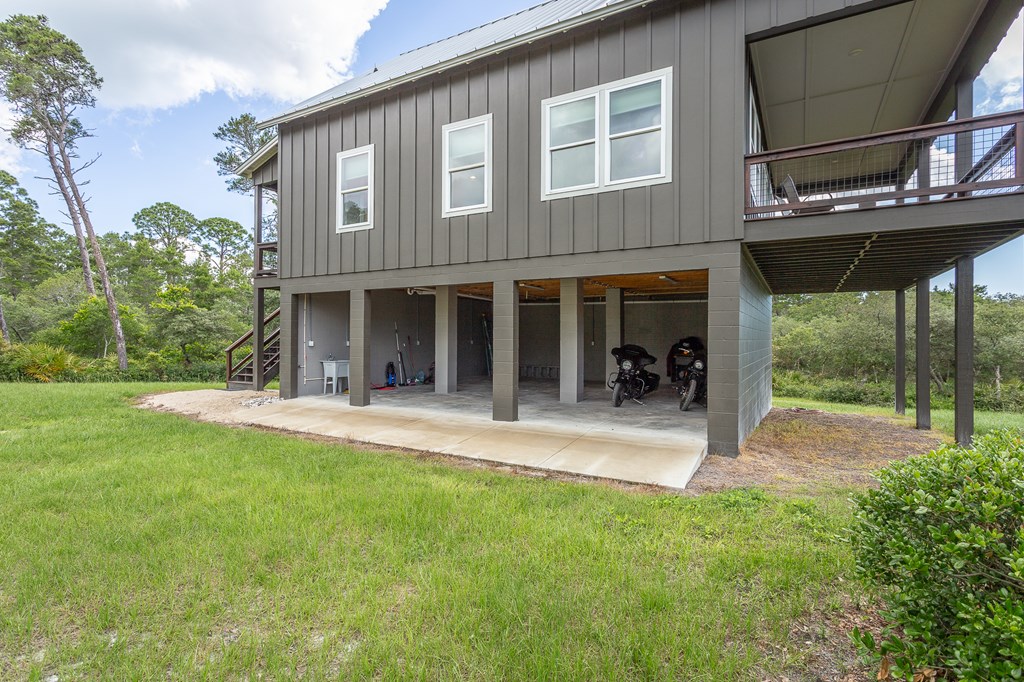 1917 Hwy 98, 32328