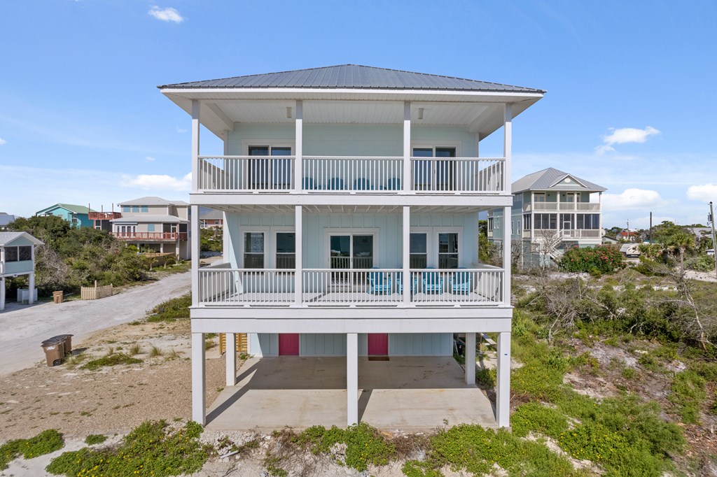 190 Seahorse Ln, 32456