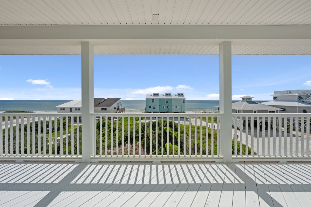 190 Seahorse Ln, 32456