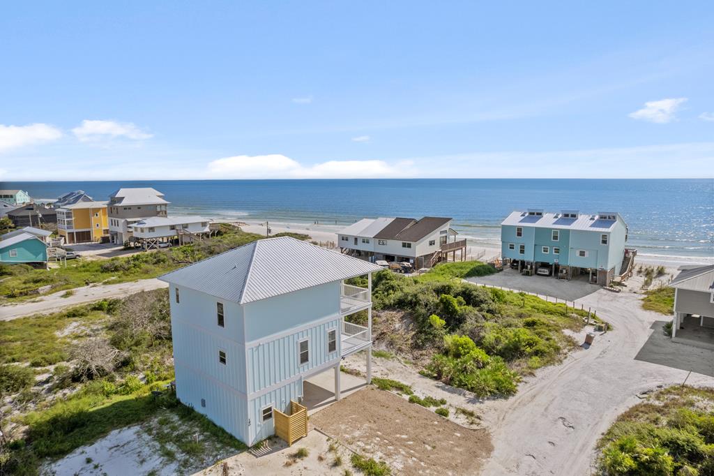 190 Seahorse Ln, 32456