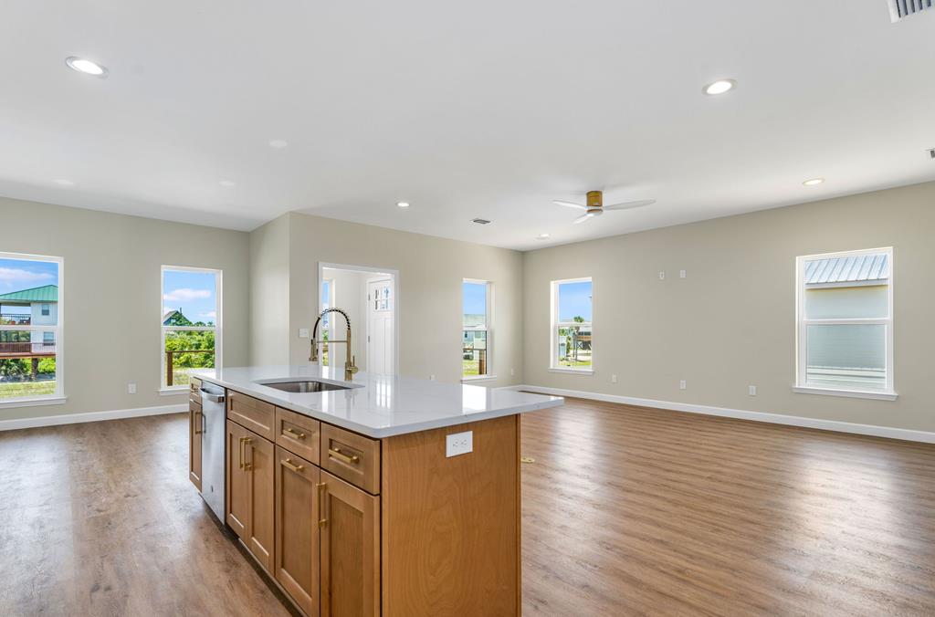 7016 Americus Ave, Port St. Joe 32456