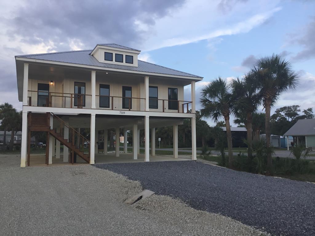 7016 Americus Ave, Port St. Joe 32456
