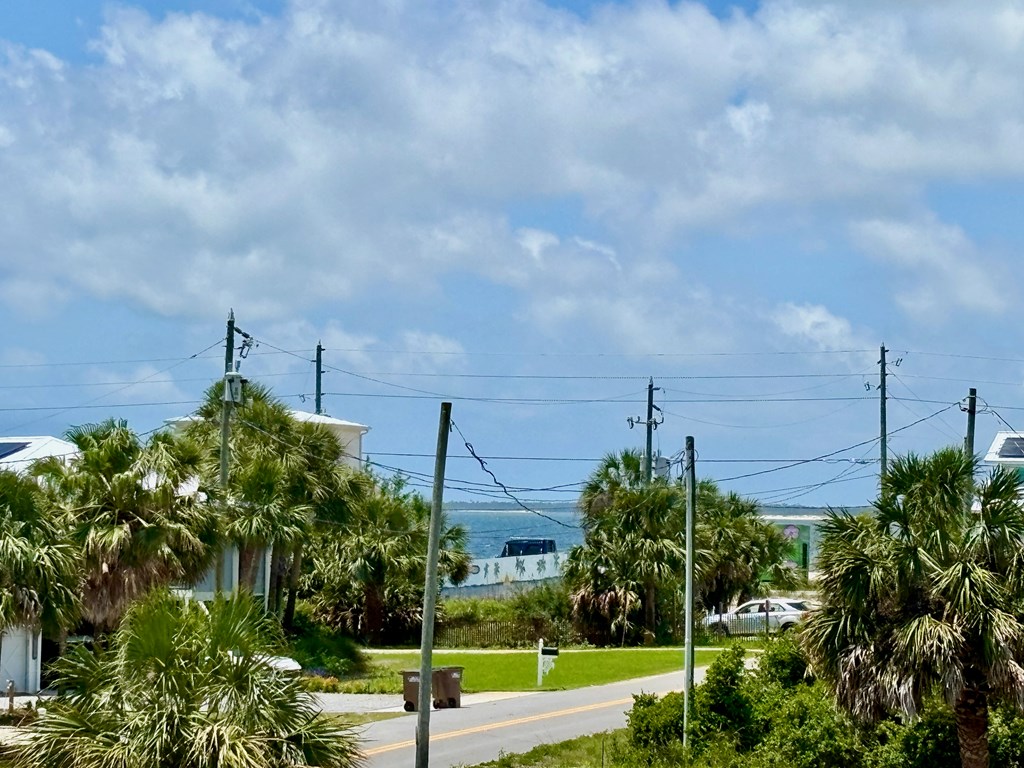 7016 Americus Ave, Port St. Joe 32456