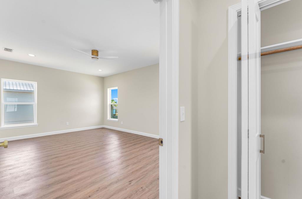 7016 Americus Ave, Port St. Joe 32456