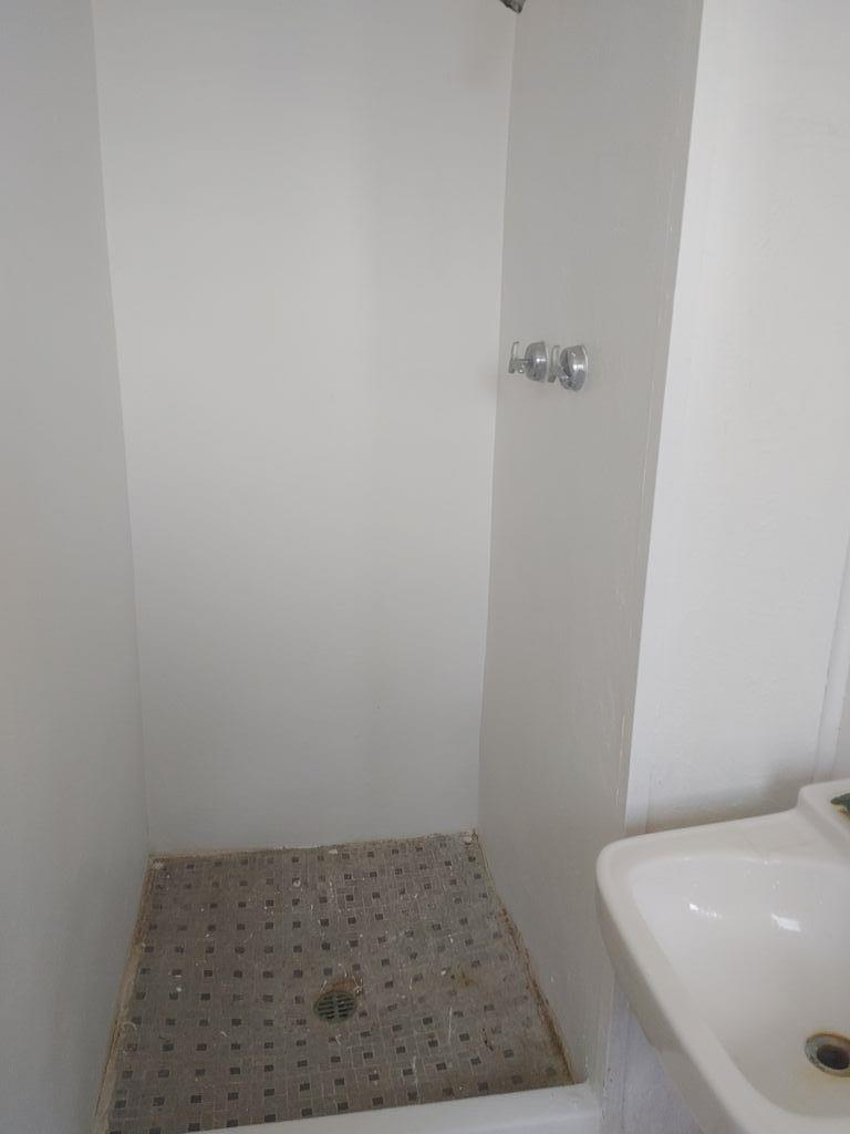 11-5 Pine St, 32322