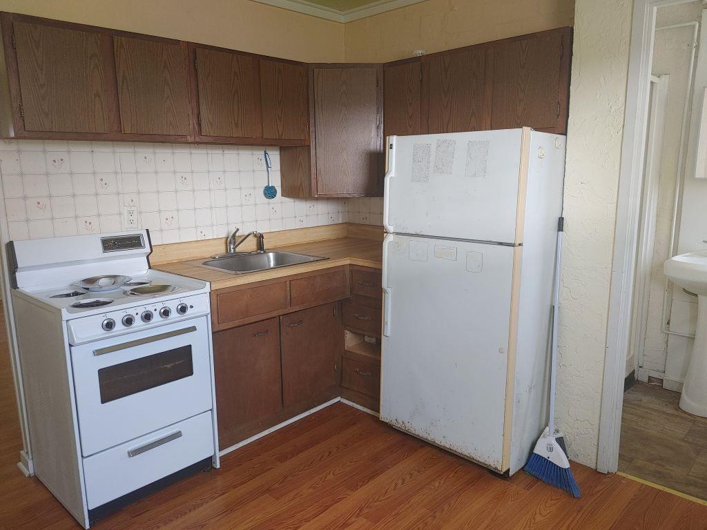 11-5 Pine St, 32322