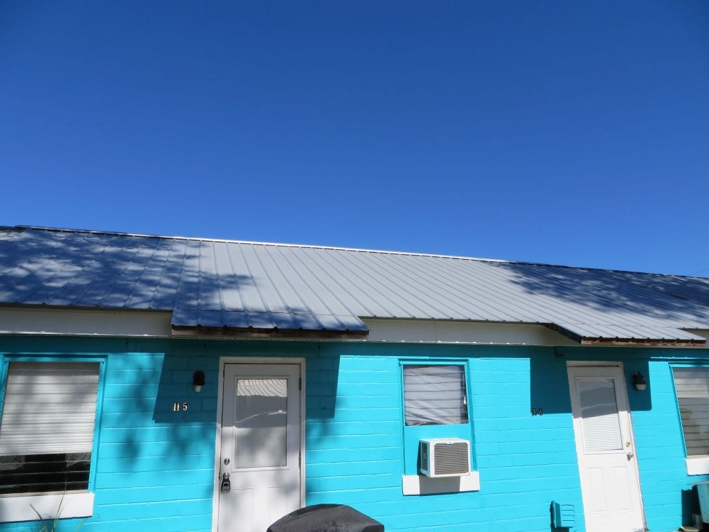 11-5 Pine St, 32322