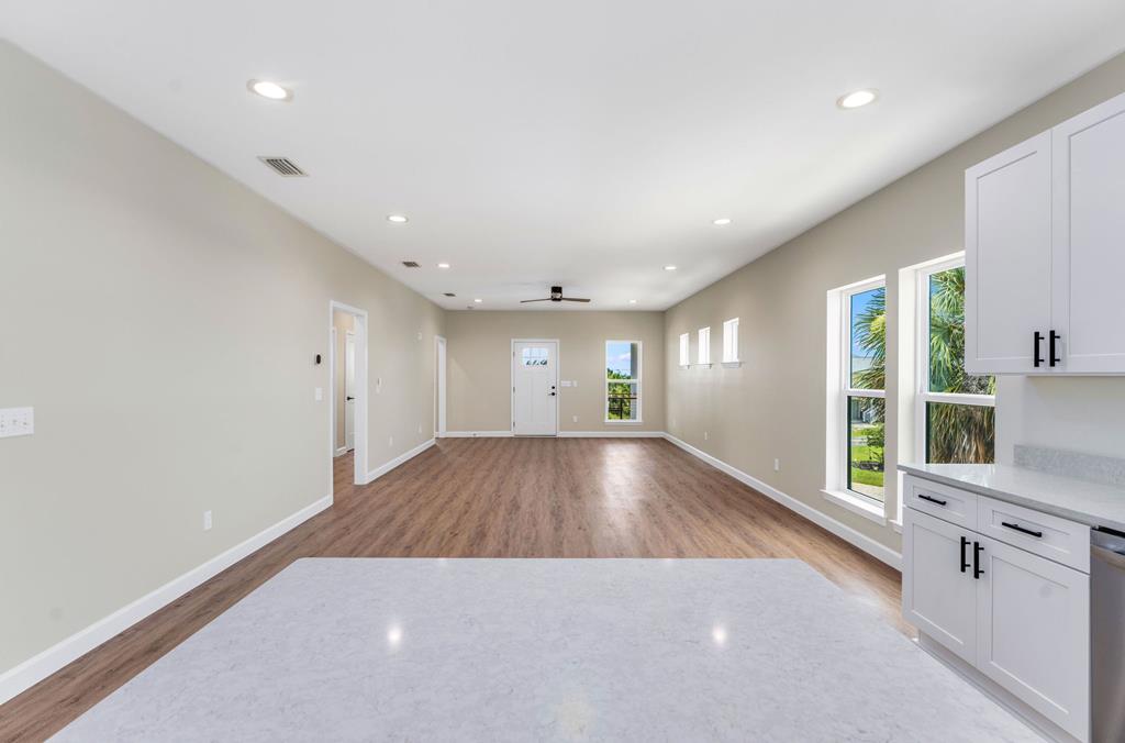 7030 Americus Ave, Port St. Joe 32456