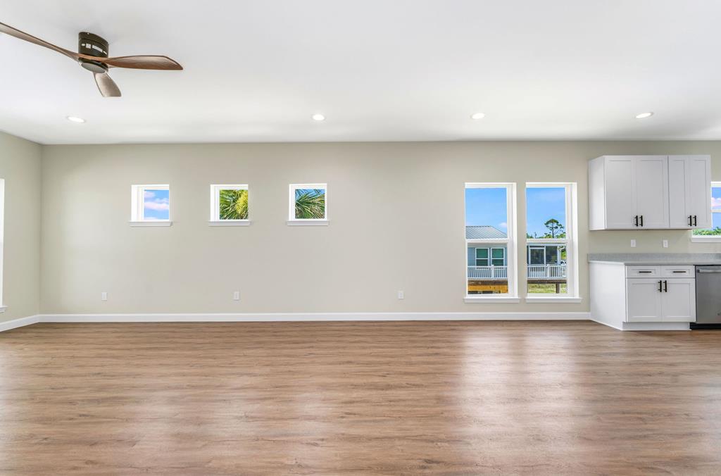 7030 Americus Ave, Port St. Joe 32456