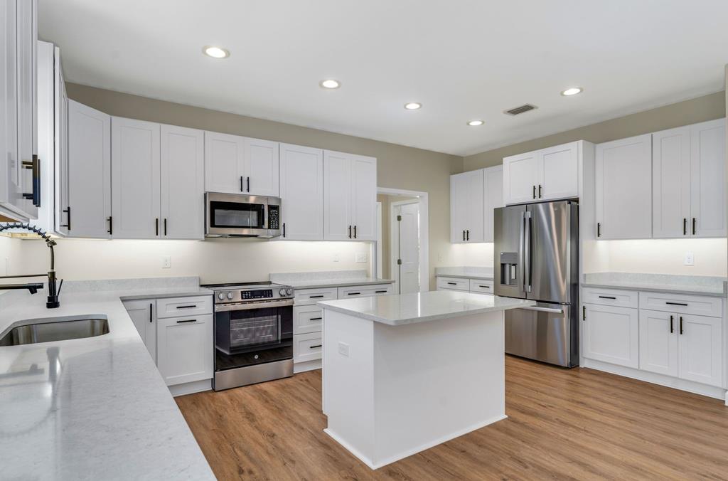 7030 Americus Ave, Port St. Joe 32456