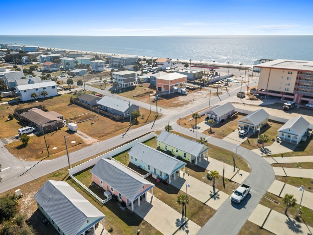 104 Ocean View Dr, 32456