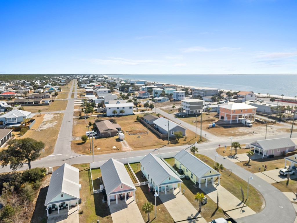 104 Ocean View Dr, 32456