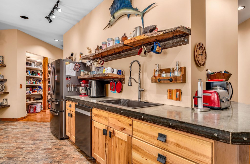 800 Hickory Hammock Rd, 32322