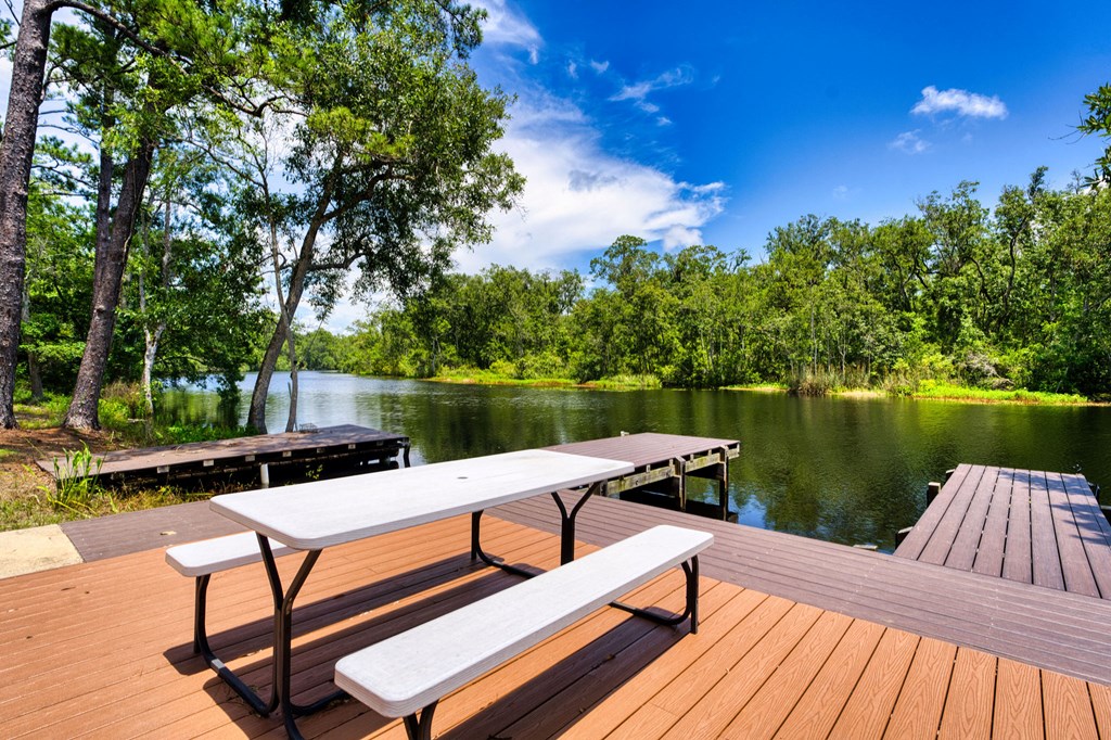 800 Hickory Hammock Rd, 32322