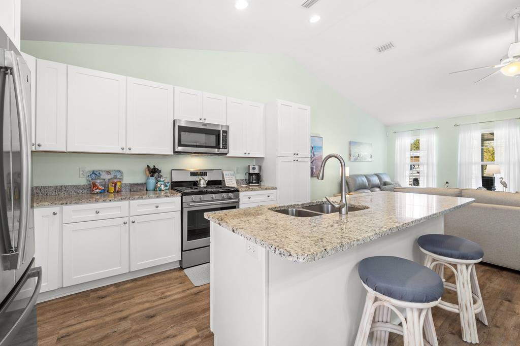 112 Tyler Terr, Port St. Joe 32456