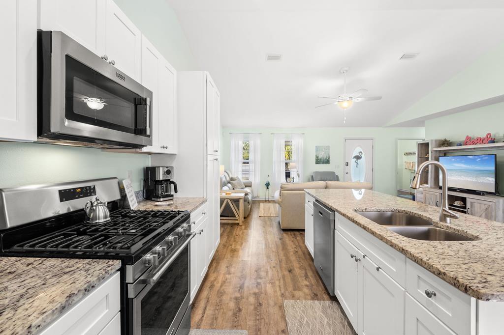 112 Tyler Terr, Port St. Joe 32456