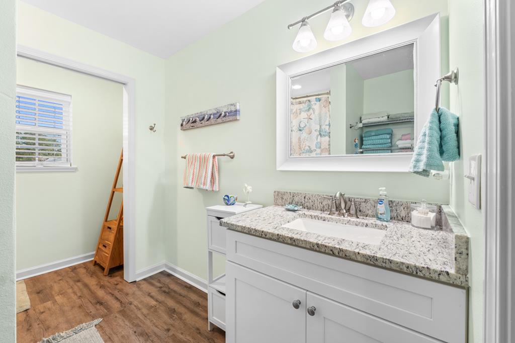 112 Tyler Terr, Port St. Joe 32456