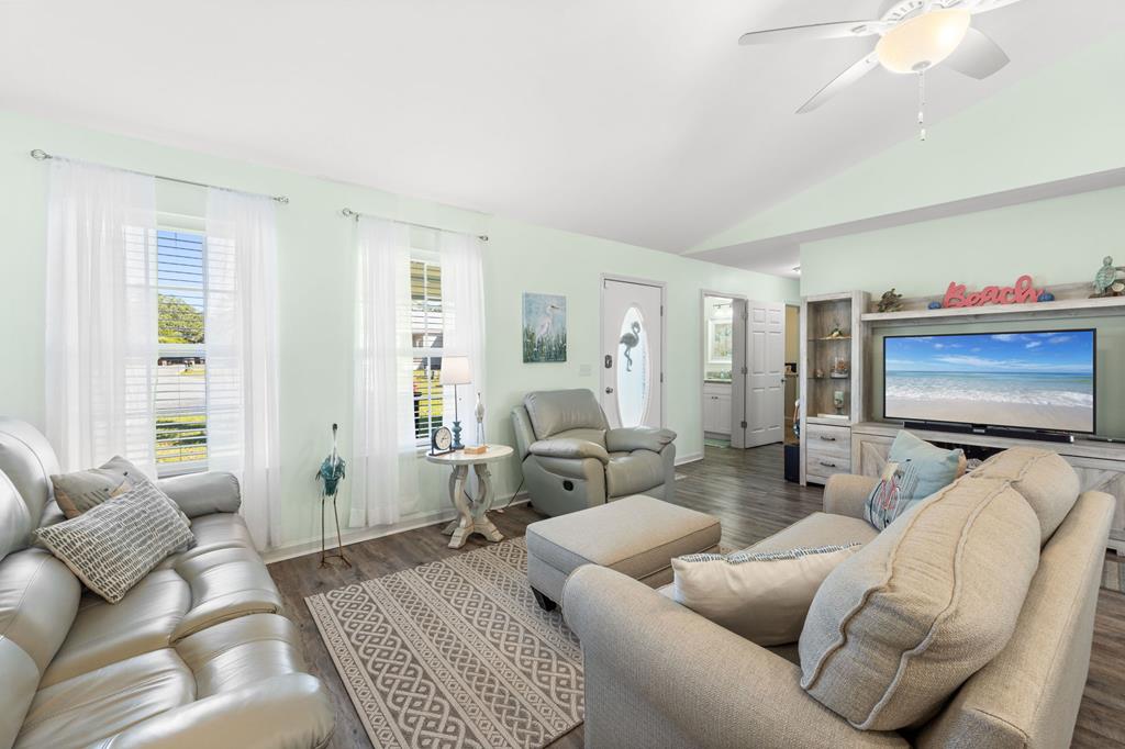112 Tyler Terr, Port St. Joe 32456