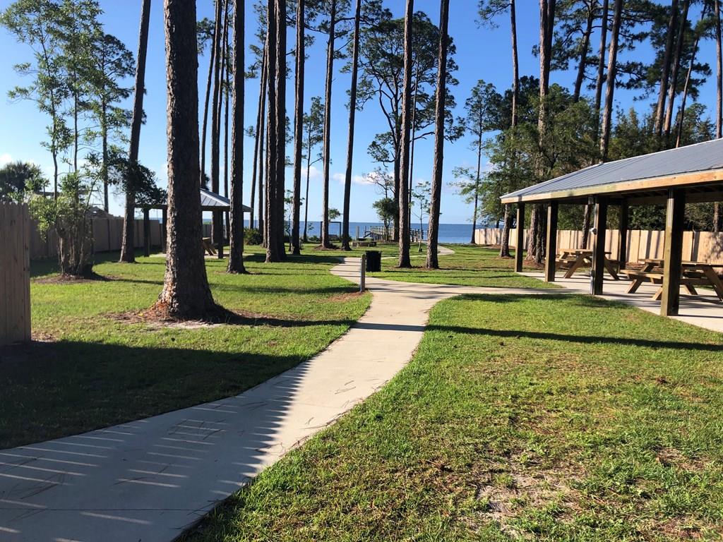 114 Spoonbill Ct, 32323