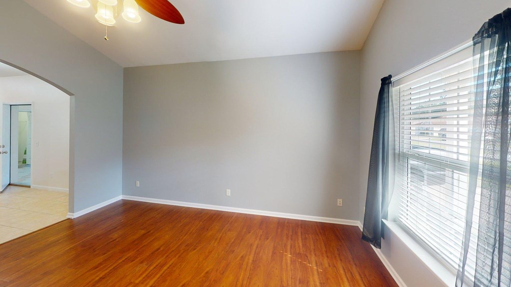 261 Abby Dr, 32465