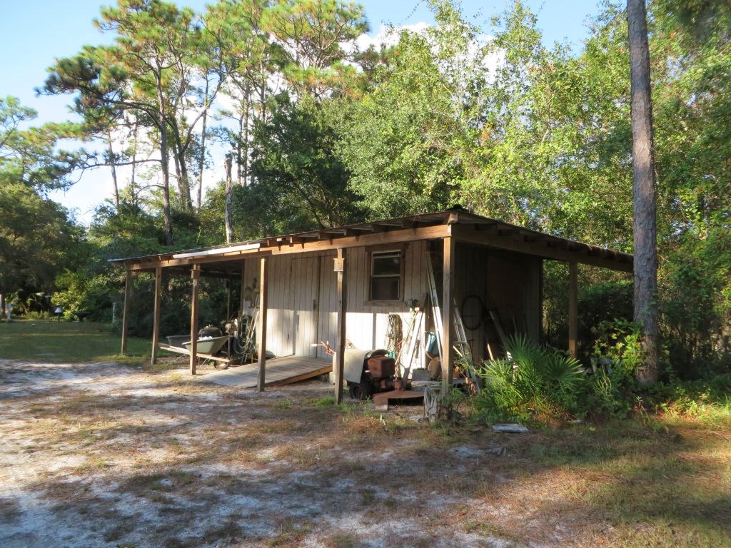 2632 Oak St, 32322
