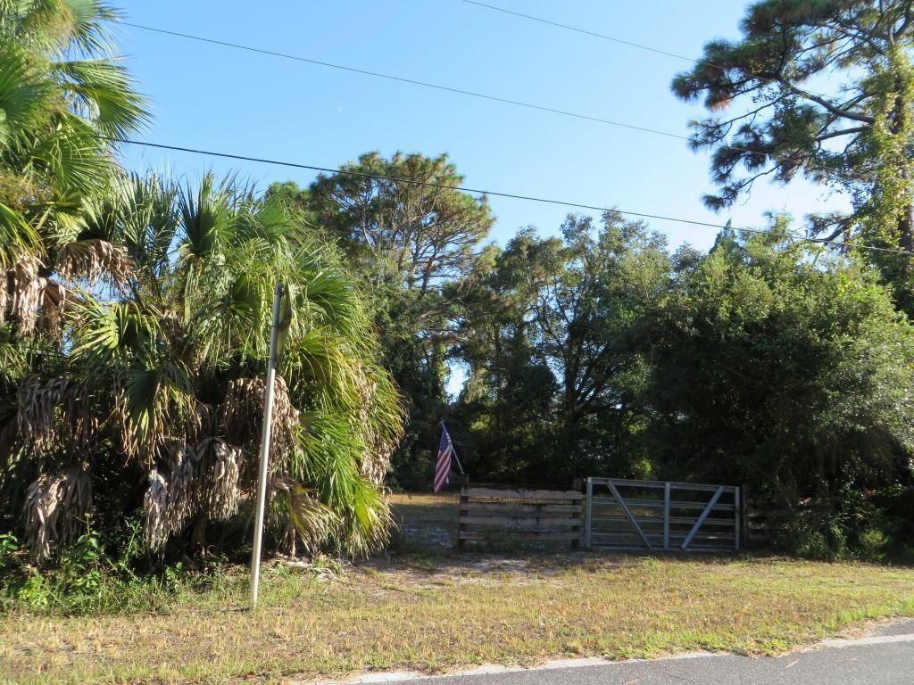 2632 Oak St, 32322