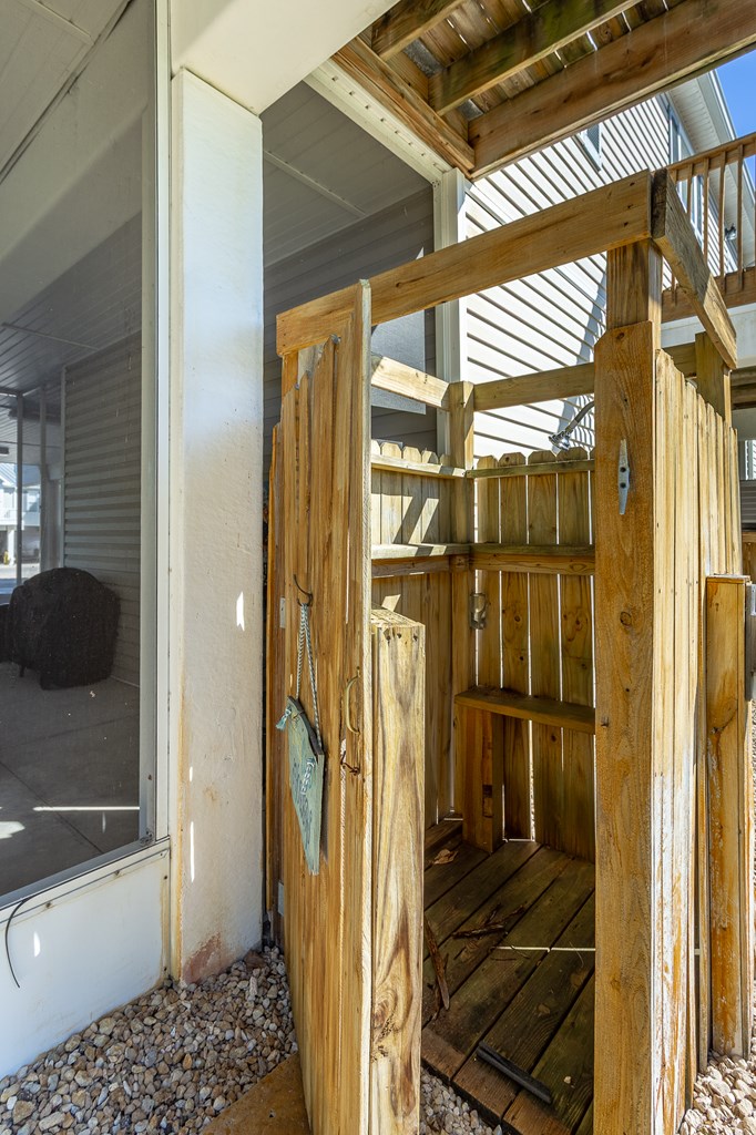 501c Ne Ave A # C, 32322 Unit: C