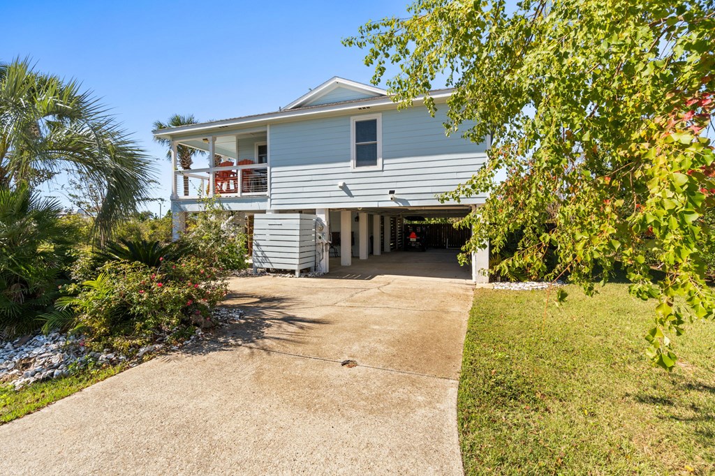 301 Hatley Dr, 32456