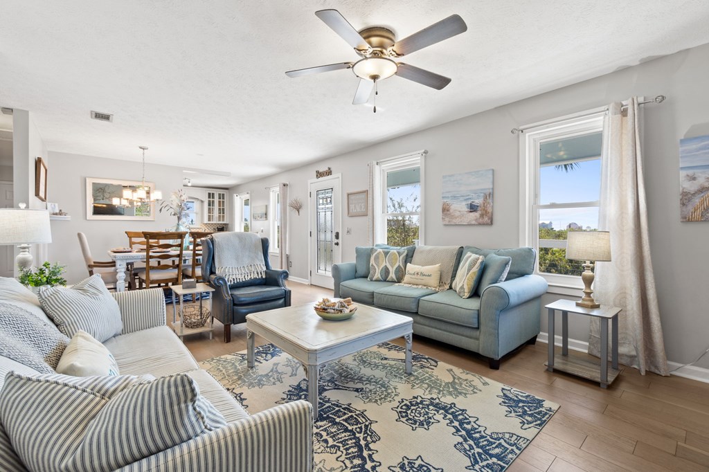 301 Hatley Dr, 32456