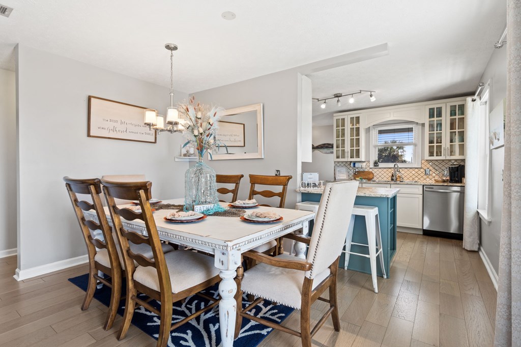 301 Hatley Dr, 32456