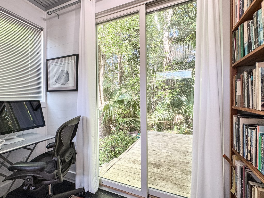174 1/2 Dr Frederick S Humphries St, 32320